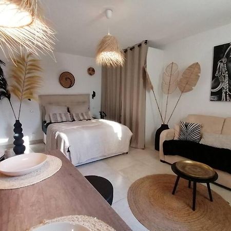 Superbe Studio Ethnique Appartement Hyères Buitenkant foto